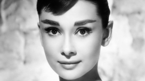 Audrey-Hepburn-2007